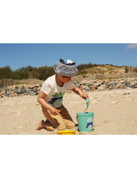 Set de plage poulpe, seau râteau et pelles - Fabriqué en France à partir d'algues brunes