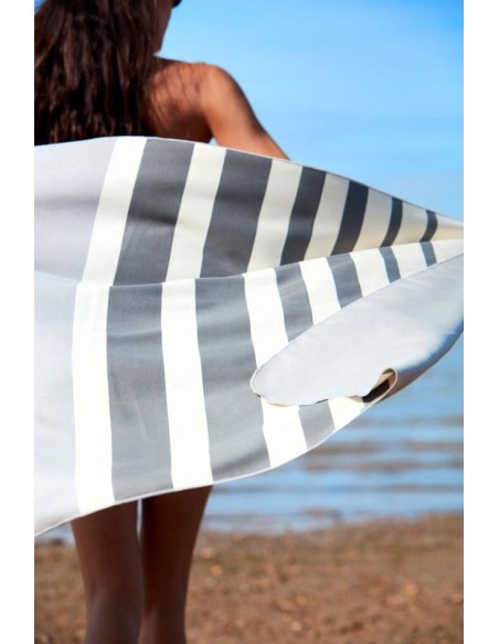Serviette microfibre gris marin polyester recyclé à 60% pour la plage, piscine, voyages...
