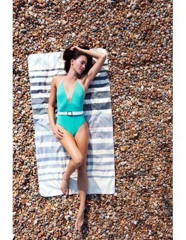 Serviette microfibre gris marin polyester recyclé à 60% pour la plage, piscine, voyages...