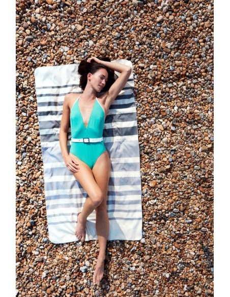 Serviette microfibre gris marin polyester recyclé à 60% pour la plage, piscine, voyages...
