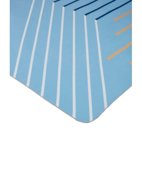 Serviette PET recyclé bleu céleste - polyester recyclé à 60%, marque européenne