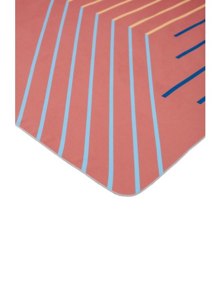 Serviette PET recyclé rouge terracotta - polyester recyclé à 60%, marque européenne