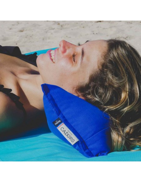 Coussin plage cale-nuque Mykonos bleu outremer