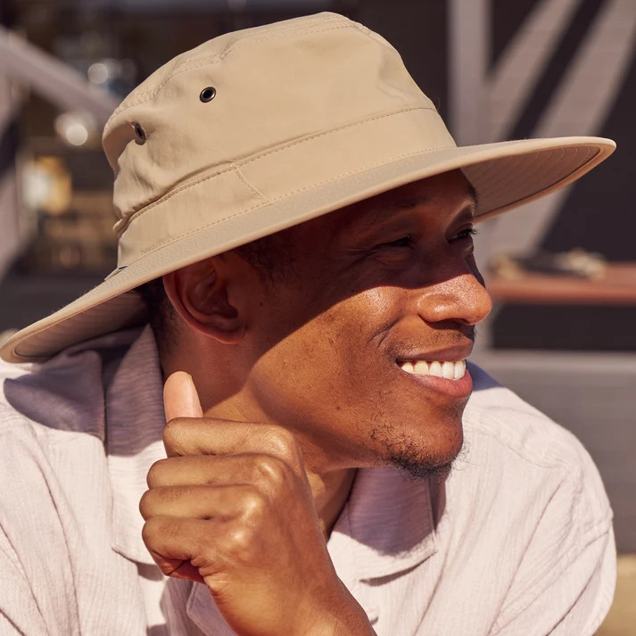 Passport Hat Sunday Afternoons : le chapeau  anti-UV de voyage